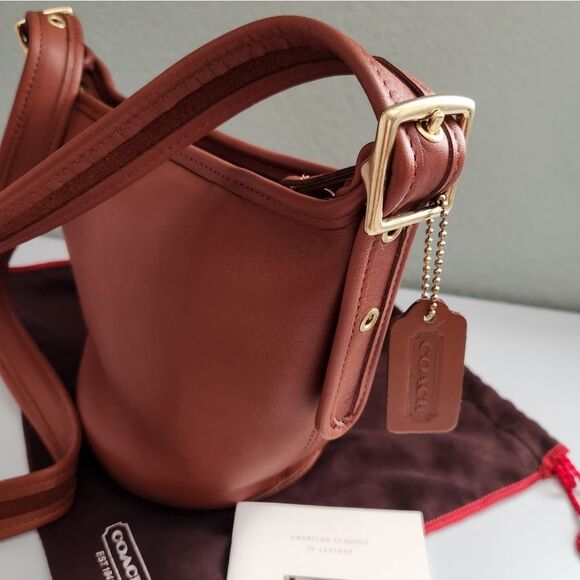 VINTAGE Coach Maggie Duffle Bag In British Tan NEW - Picture 2 of 16